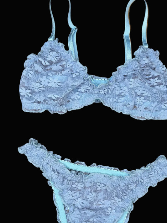 Ruffle set encaje azul