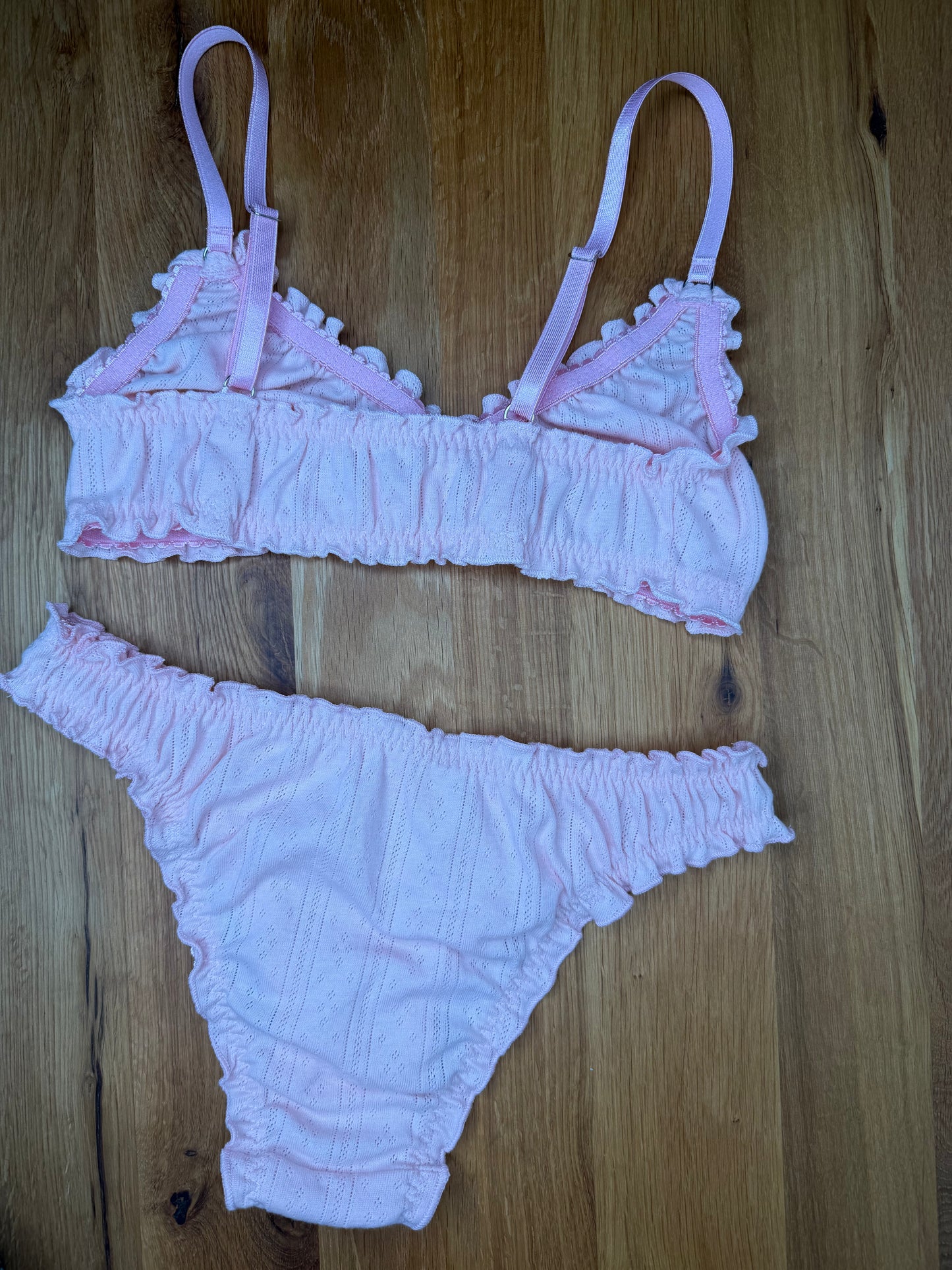 Set ruffle clavel rosa