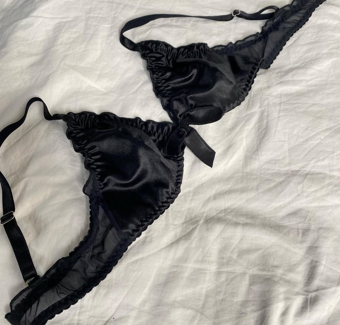 Black satin set