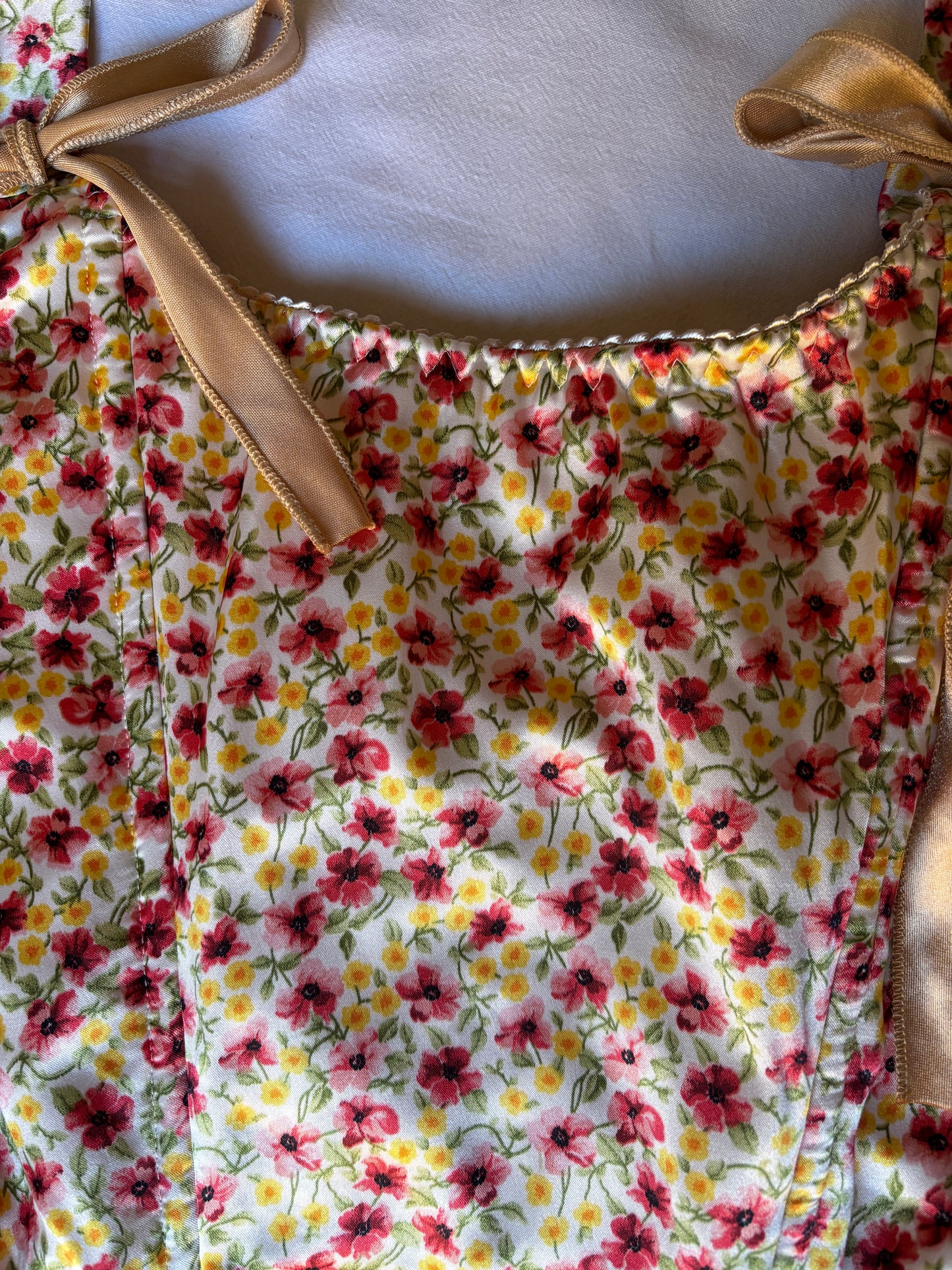 Corset amarillo satén