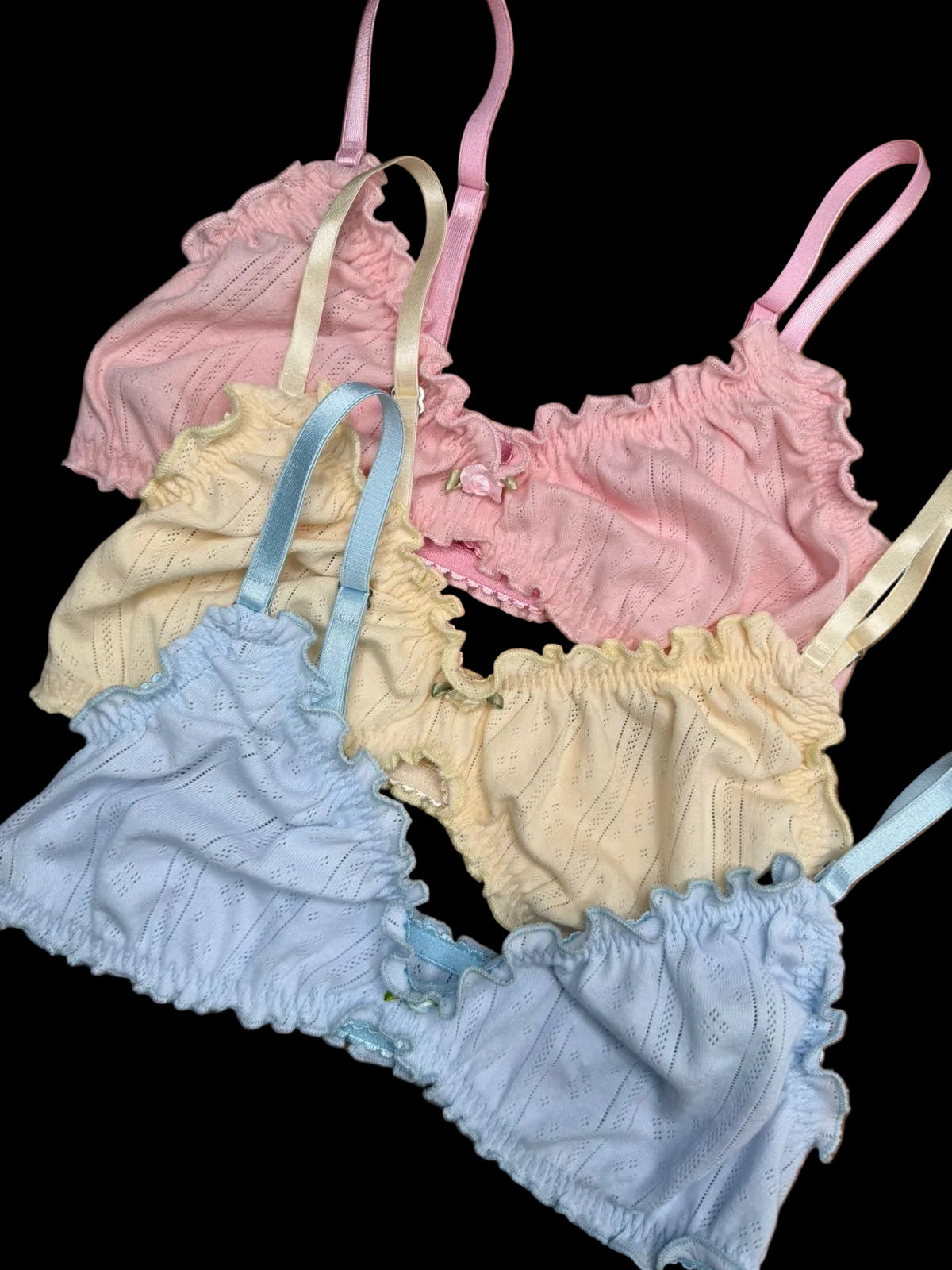 Trío ruffle tops pastel