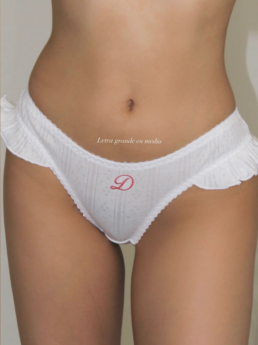 Panty bordada con tu inicial