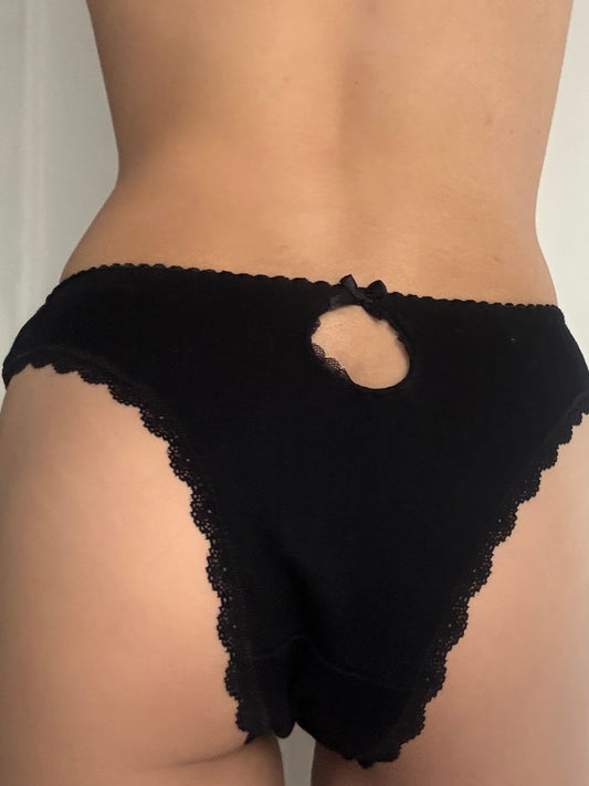 Panty con abertura