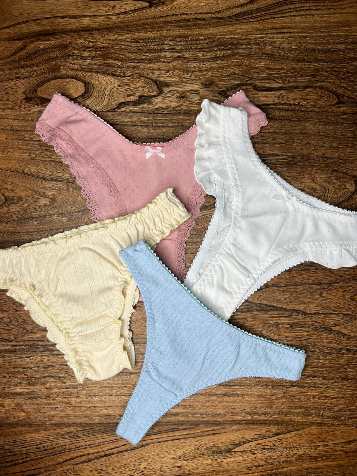 Paquete 4 modelos diferentes