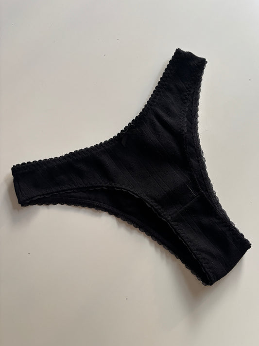 Panty clásico negro