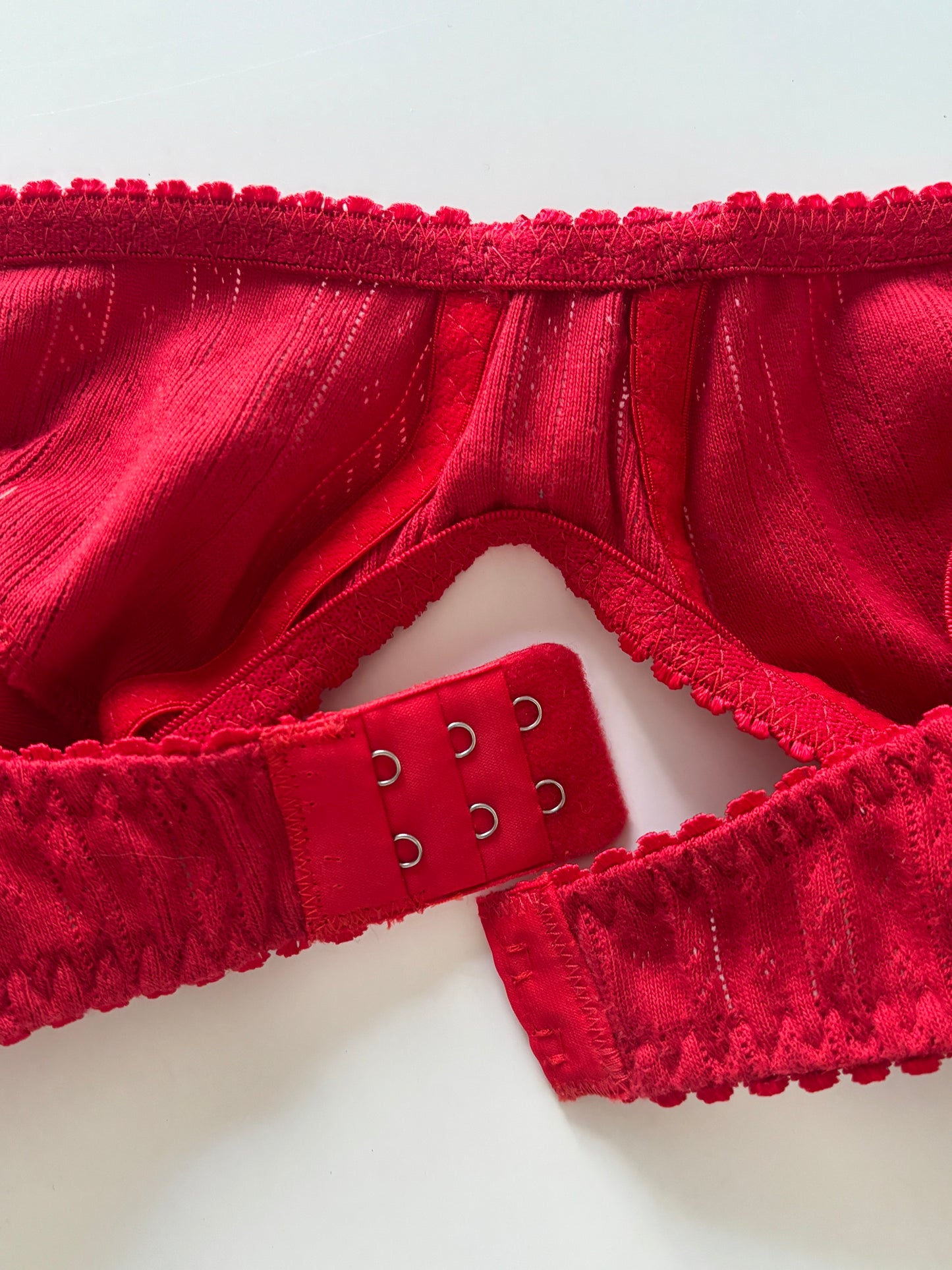 Bralette arco falso rojo
