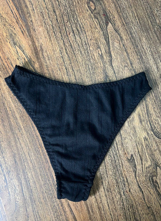 Panty pointelle negro
