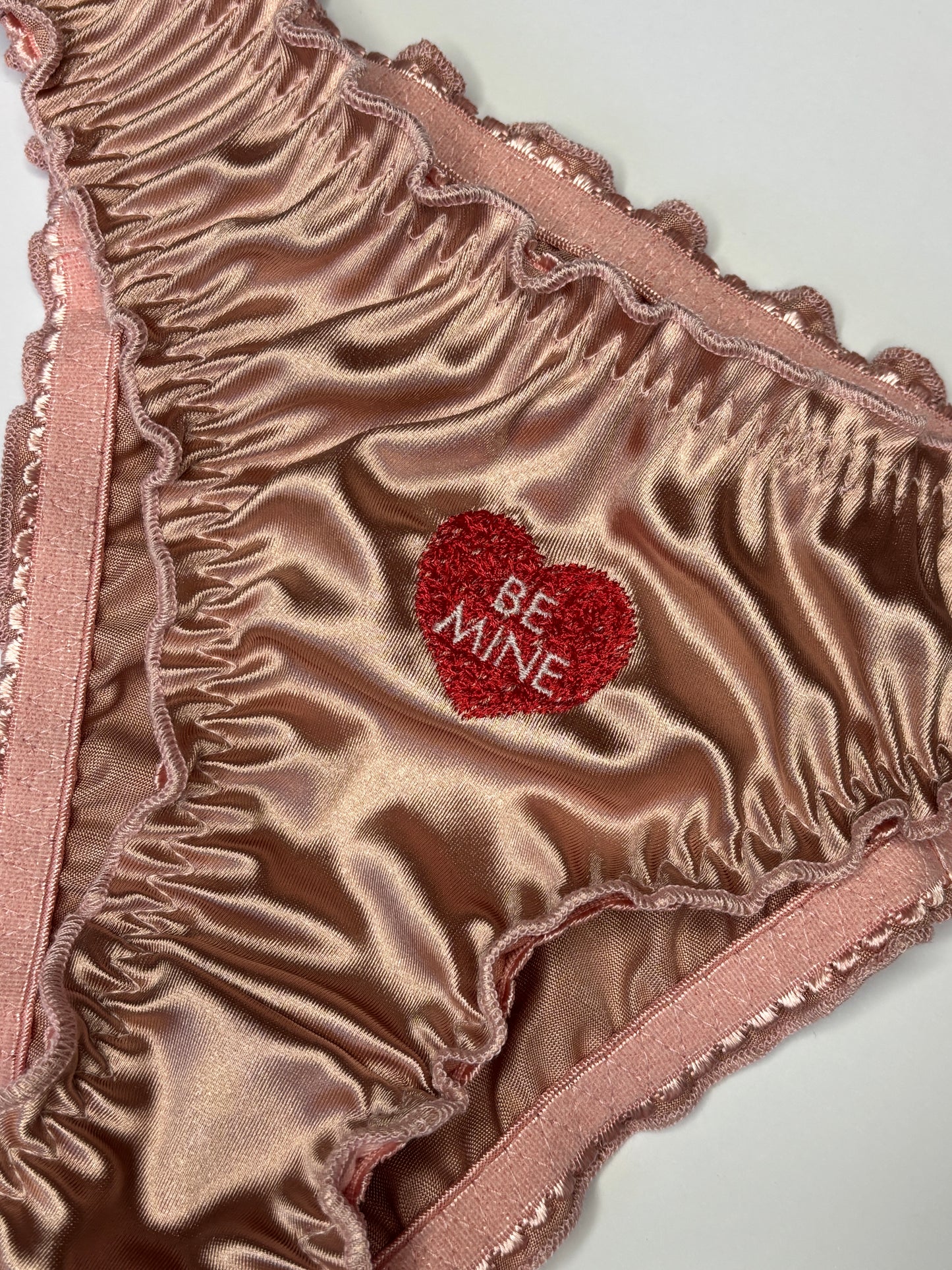 Calzoncito be mine rosa