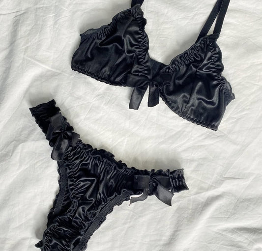 Black satin set